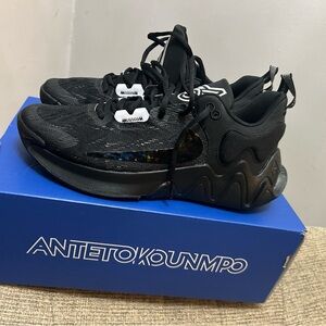 Nike Kids Black Sneakers